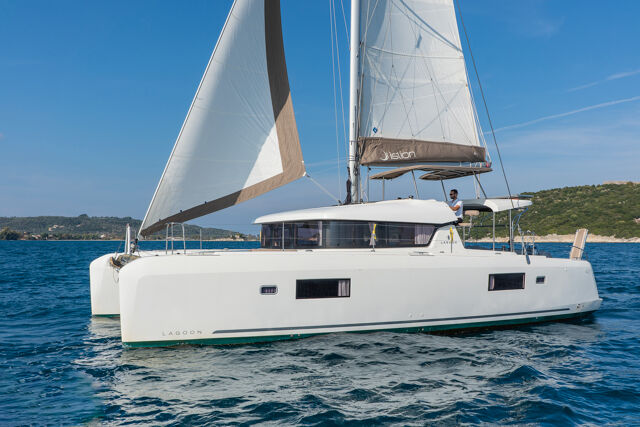 Lagoon 42 - 4 + 1 cab. Pulsar